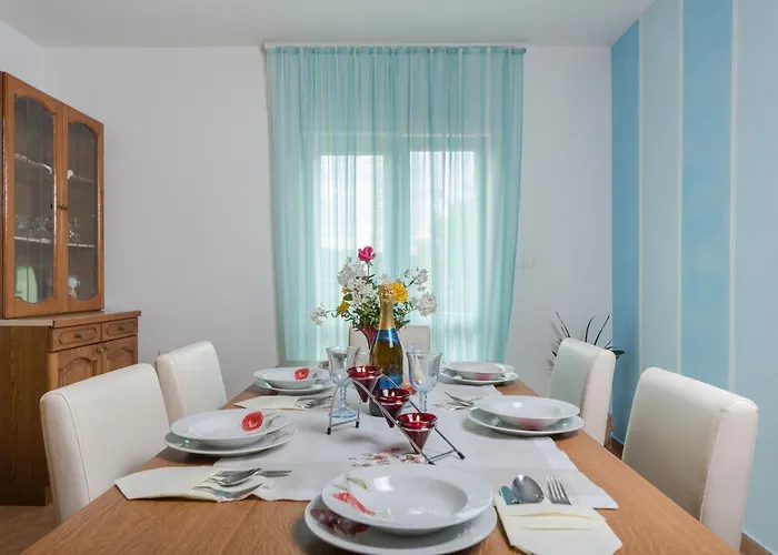 Viola By 22estates Semesterbostad Labin (Istria)